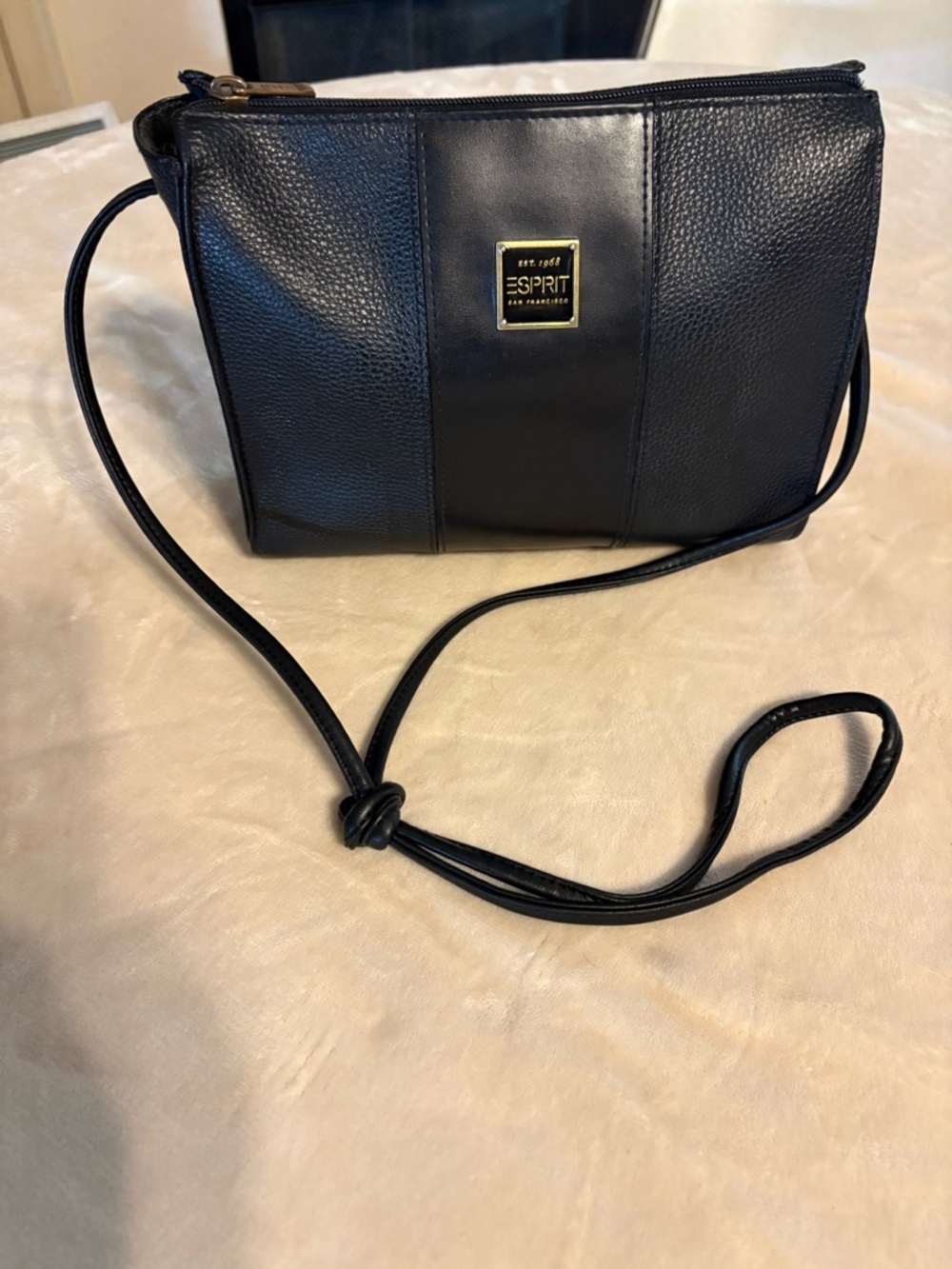 Vintage Esprit Black Pebbled & Smooth Panel Crossbody with Gold Logo